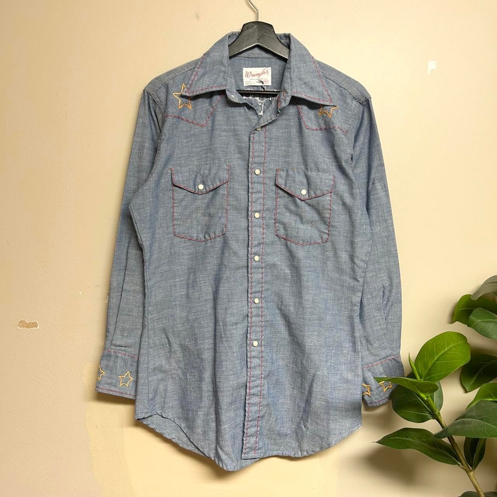 Vintage 80s Wrangler Embroidered Denim Pearl Snap Western Shirt Mens M
